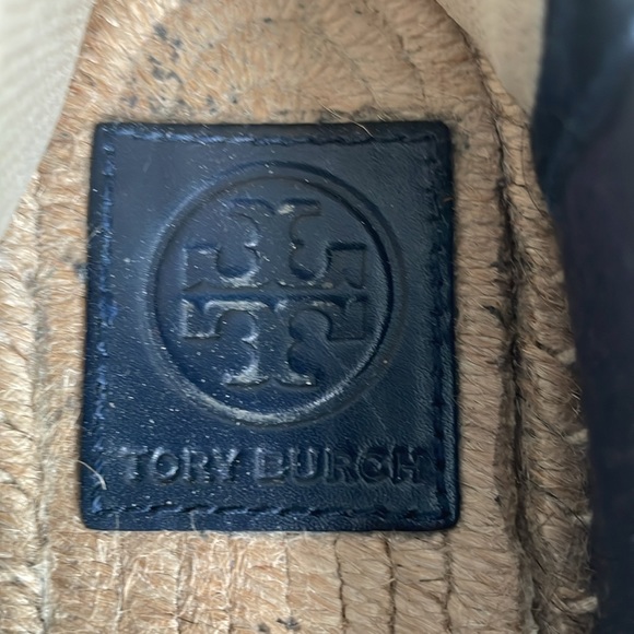 TORY BURCH shoes. - Picture 3 of 6